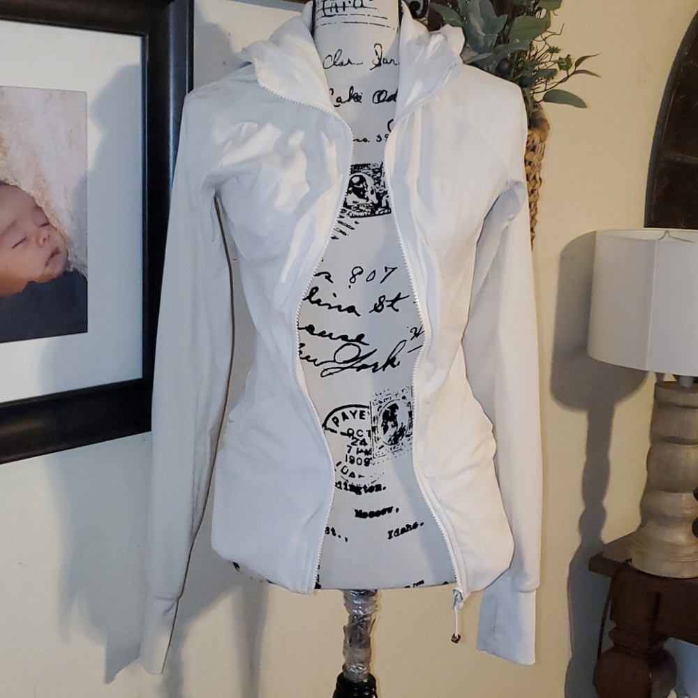Lululemon Athletica reversible jacket size
